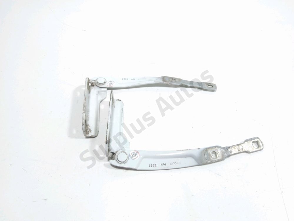 Jeu de charnières de capot