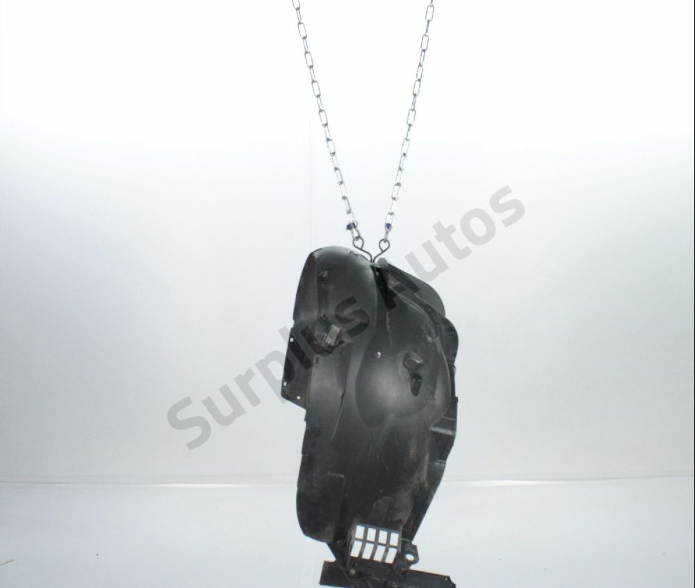 Pare-boue avant gauche