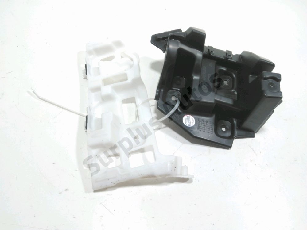 Support gauche de pare-choc arrière