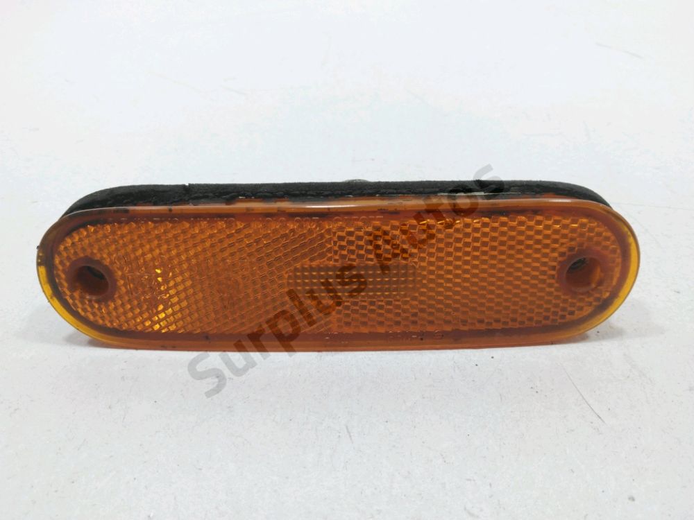 Feu diurne avant droit