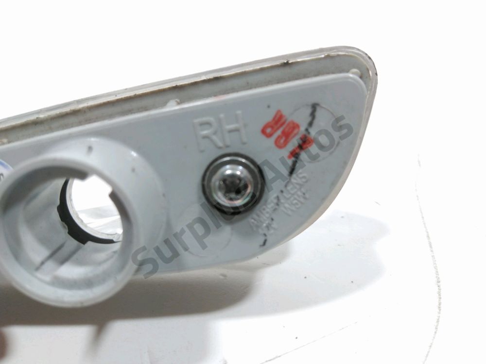 Répétiteur d'aile droit