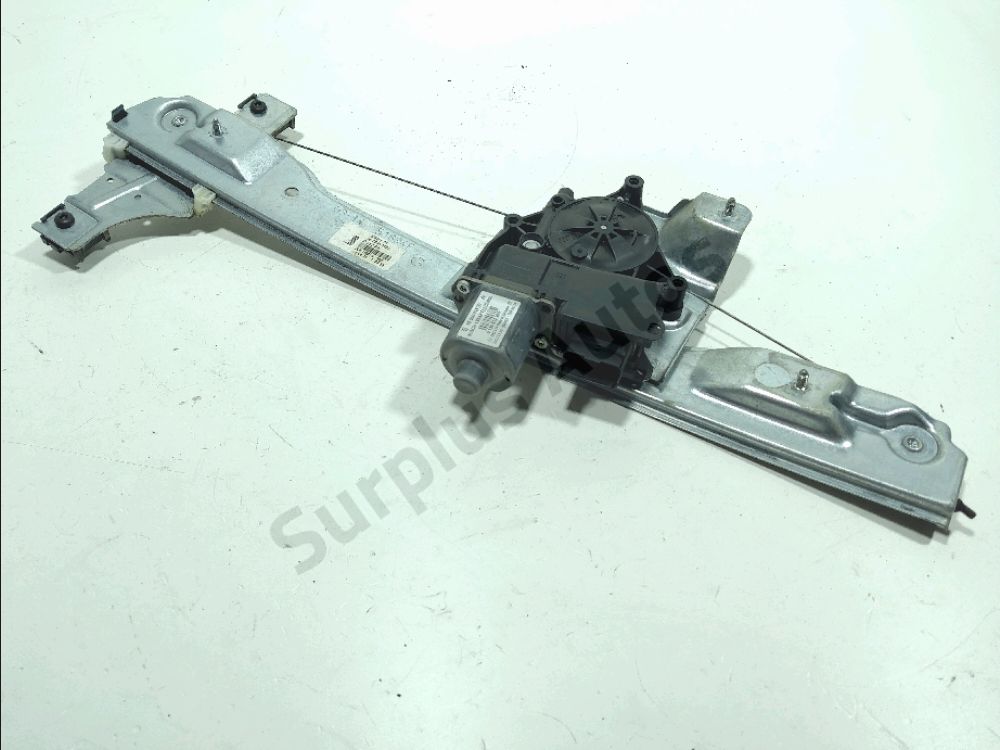 Lève-vitre électrique avant gauche