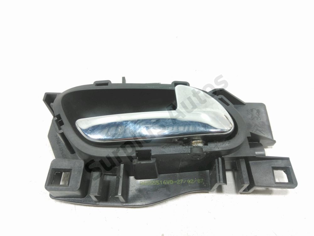 Poignée intérieure porte avant droite