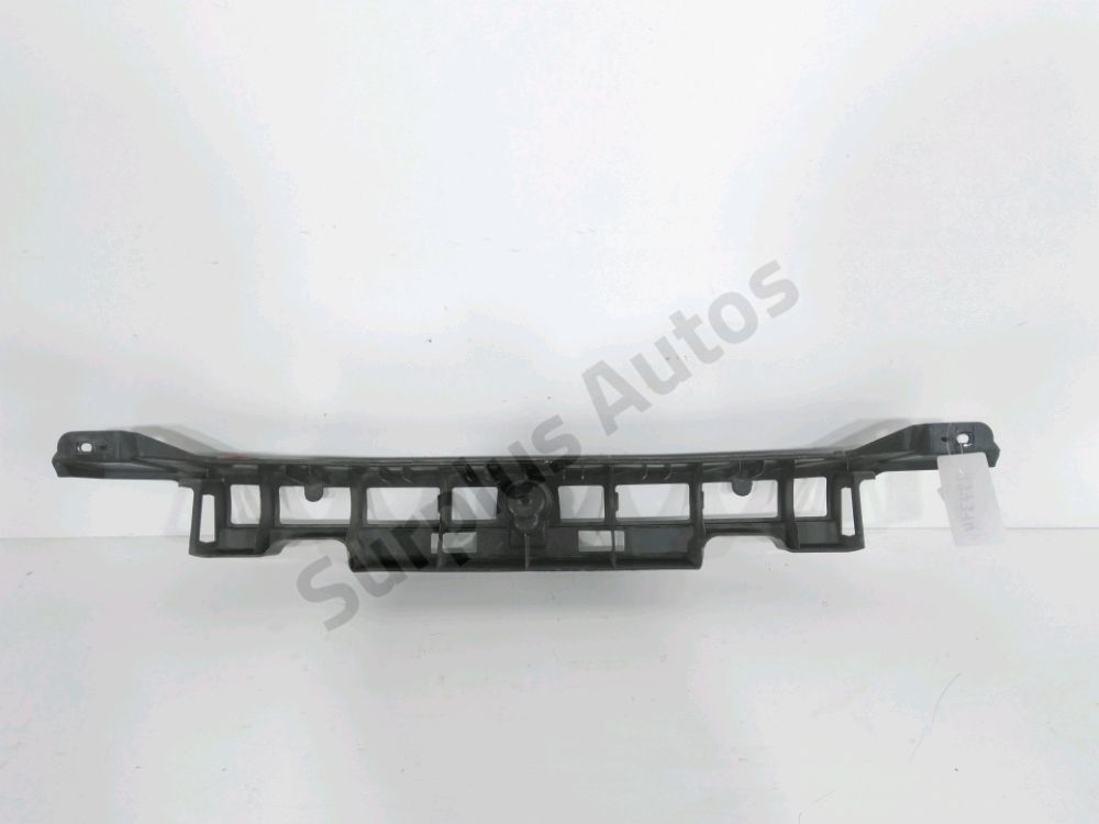 Support central de pare-choc arrière