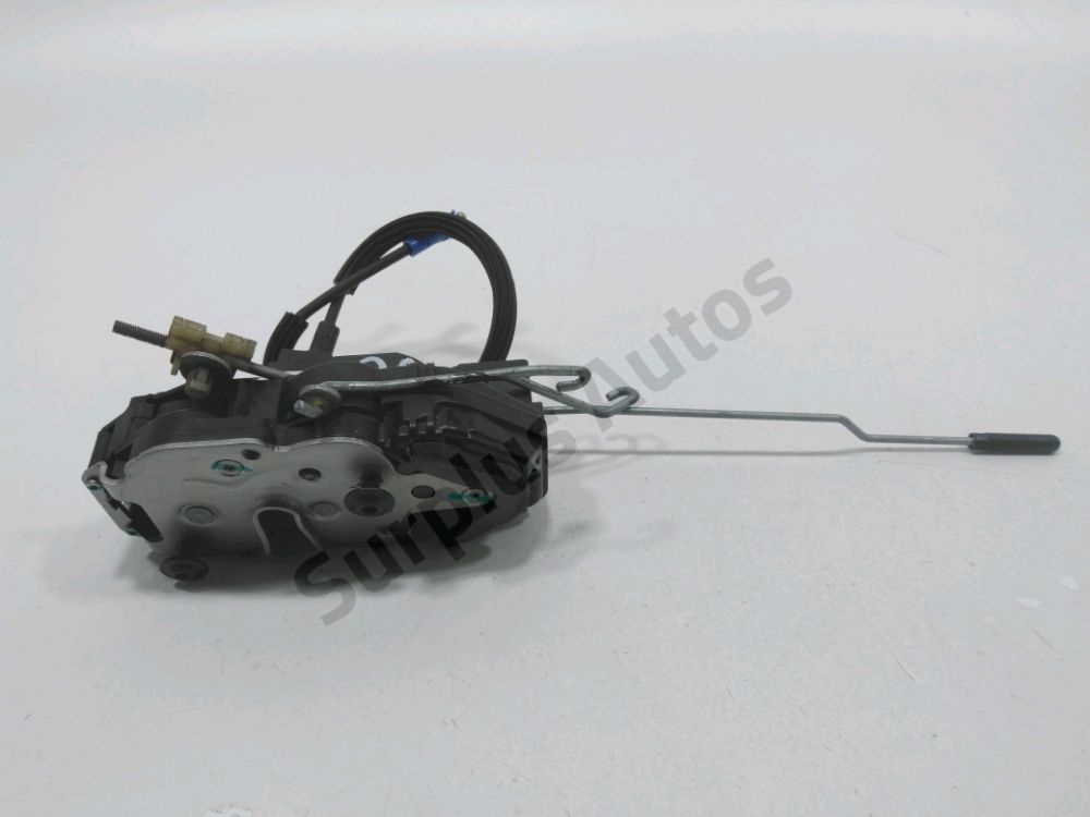 Serrure de porte avant gauche