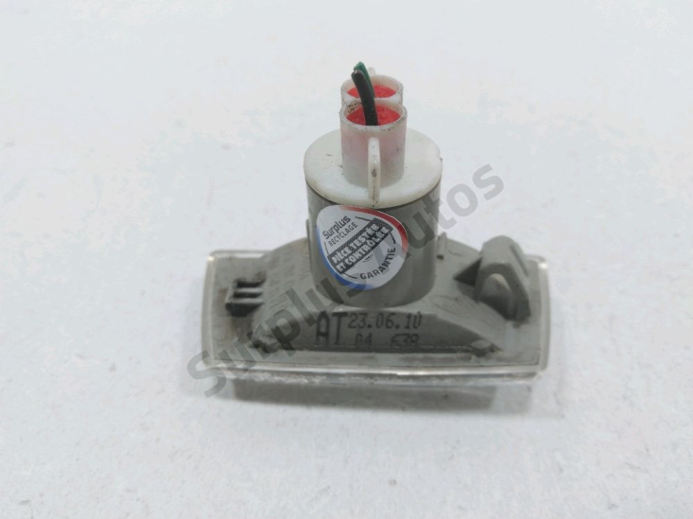 Répétiteur d'aile droit