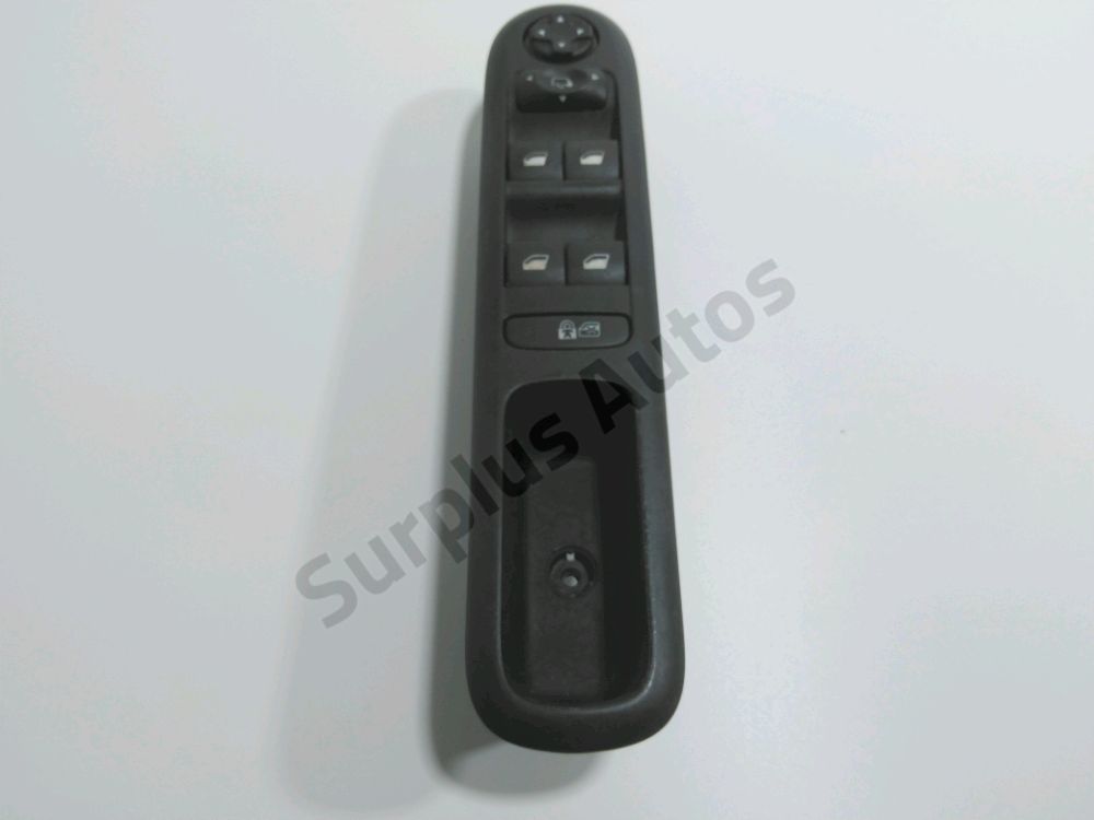 Commande lève-vitre avant gauche