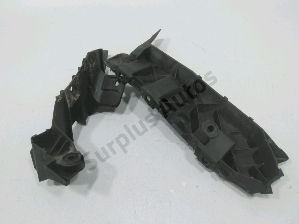 Support gauche de pare-choc arrière