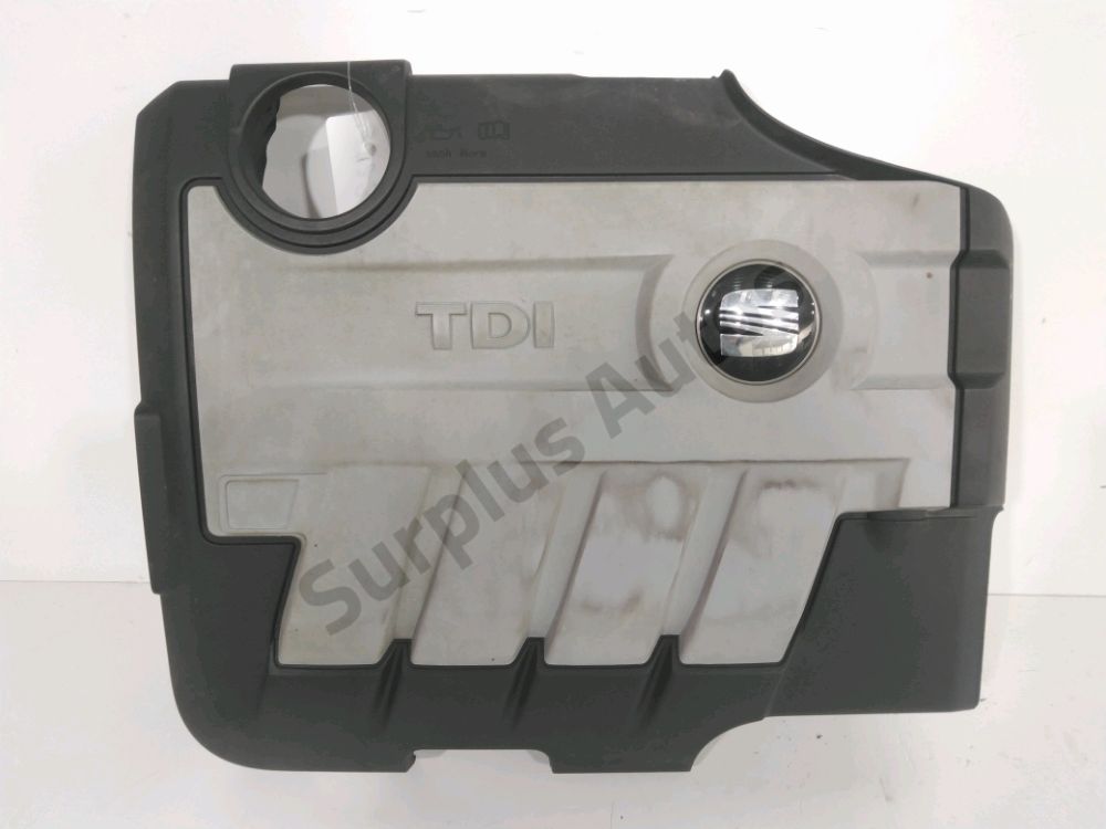 Cache moteur supérieur