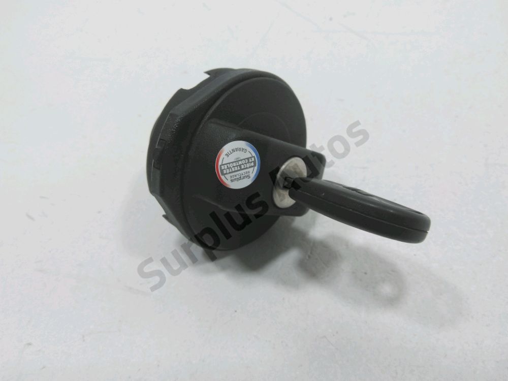 Bouchon de réservoir à carburant