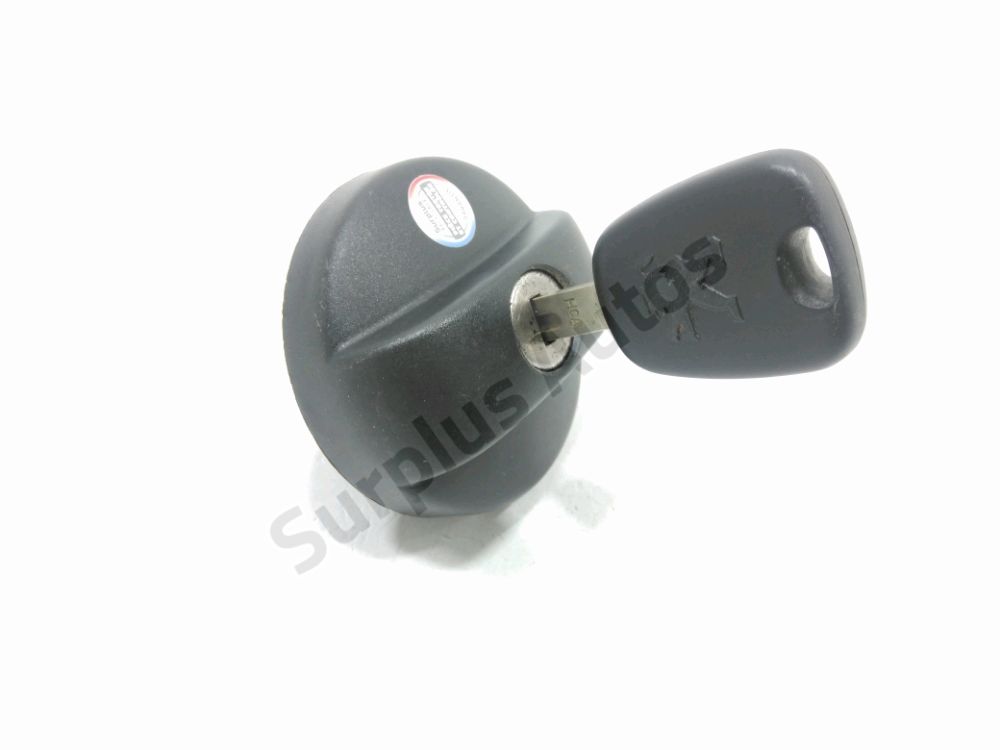 Bouchon de réservoir à carburant