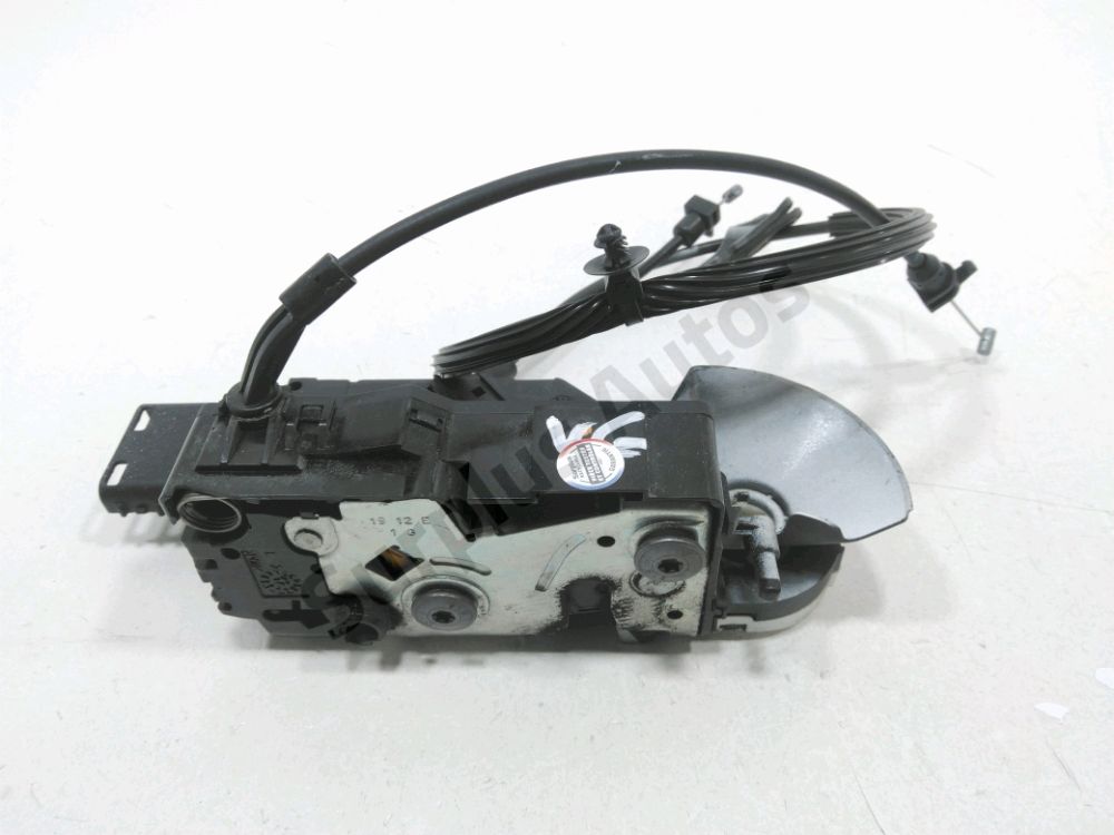 Serrure de porte avant gauche