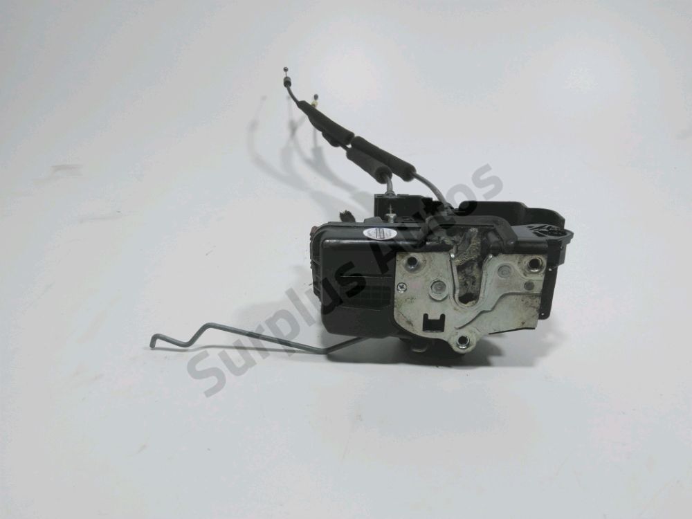 Serrure de porte avant gauche