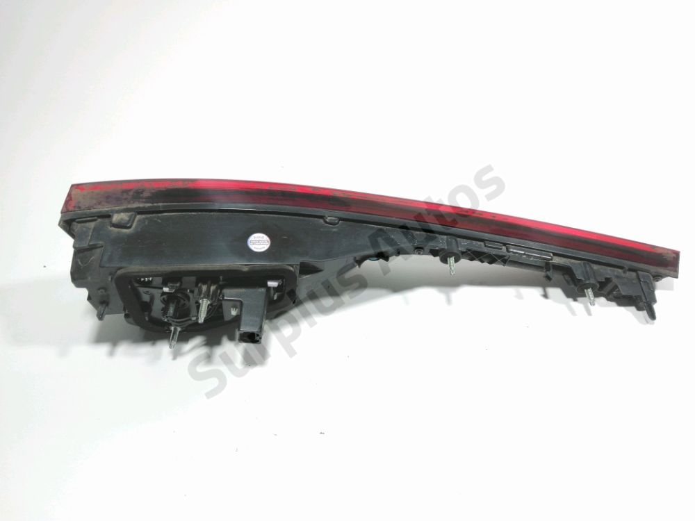 Feu arrière intérieur droit