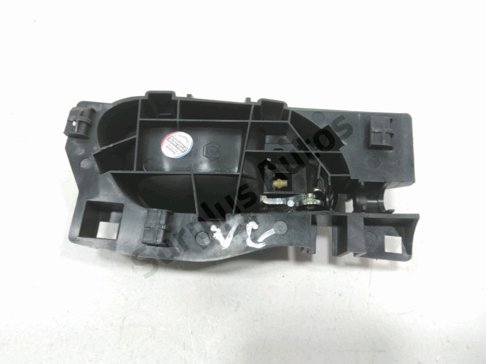 Poignée intérieure porte avant gauche