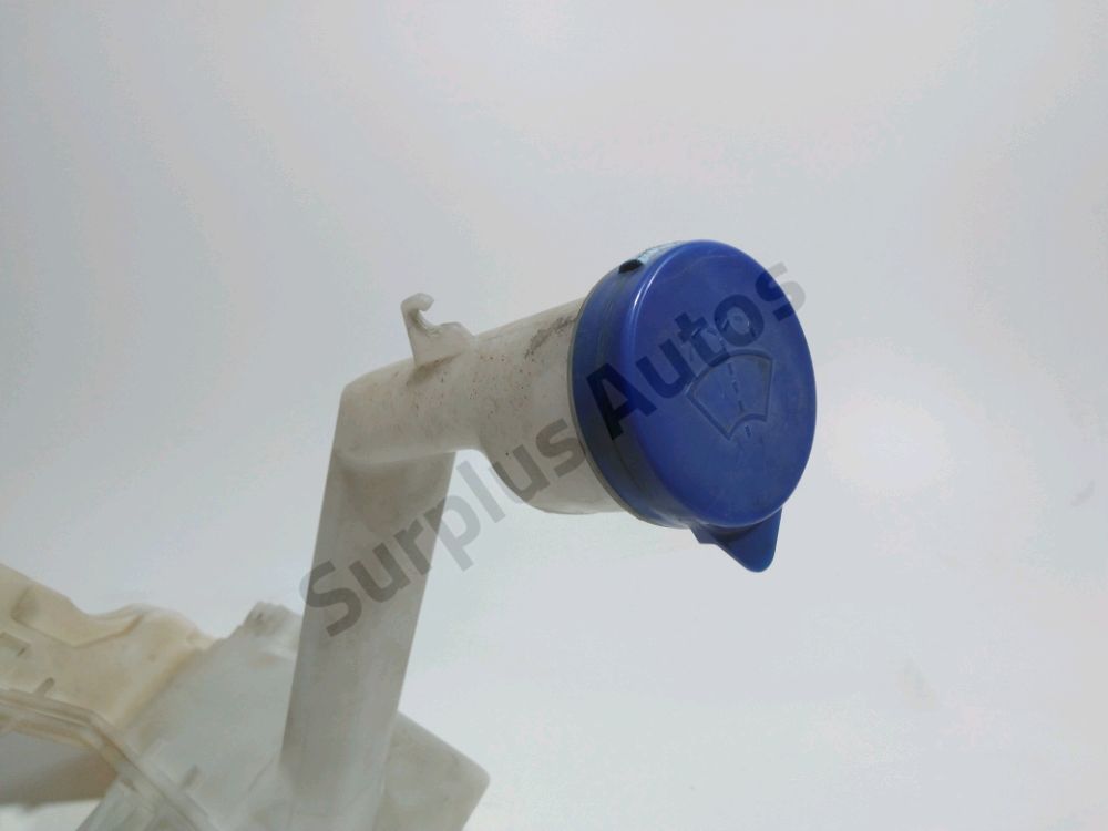 Réservoir de lave glace avant