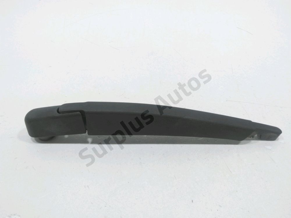 Bras d'essuie-glace arrière