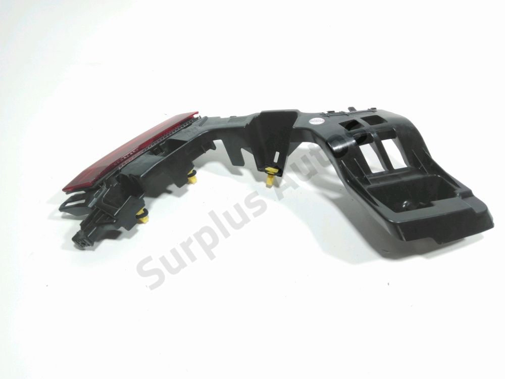 Support gauche de pare-choc arrière