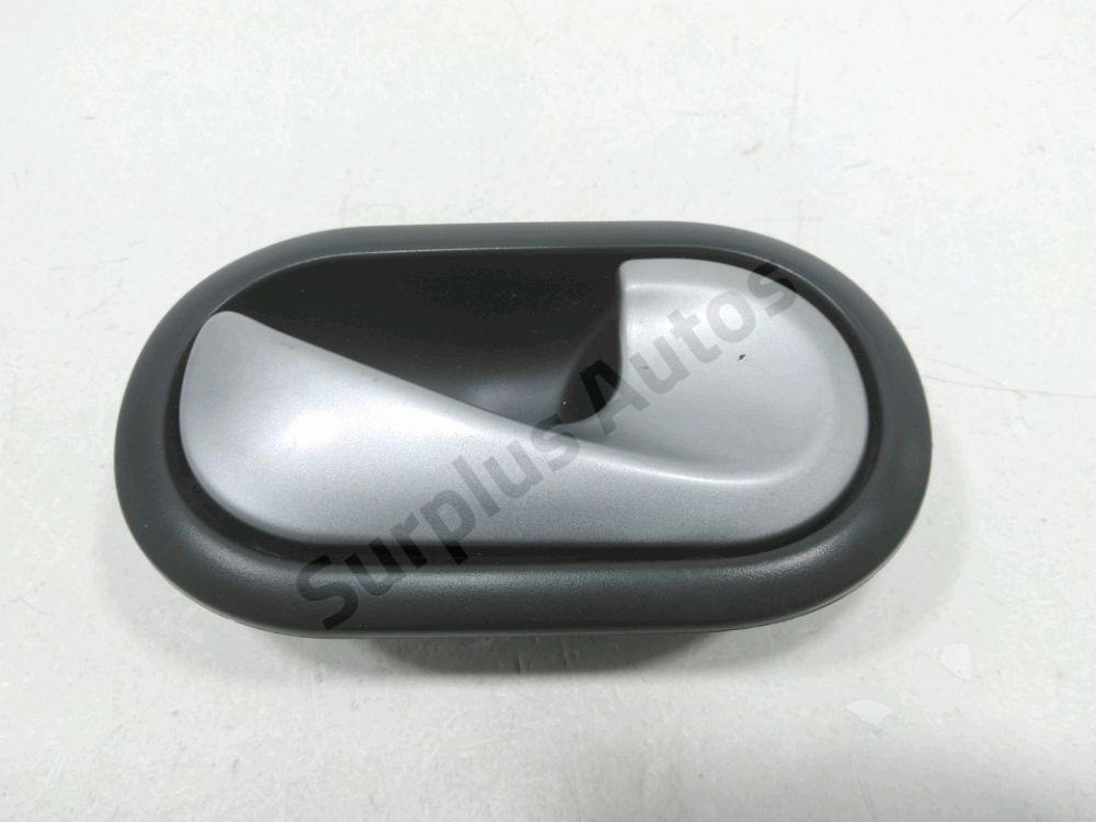 Poignée intérieure porte avant droite