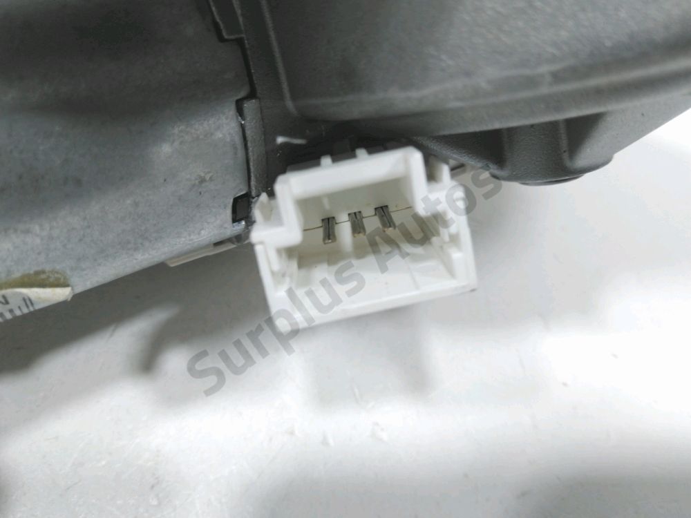 Moteur d'essuie glace arrière