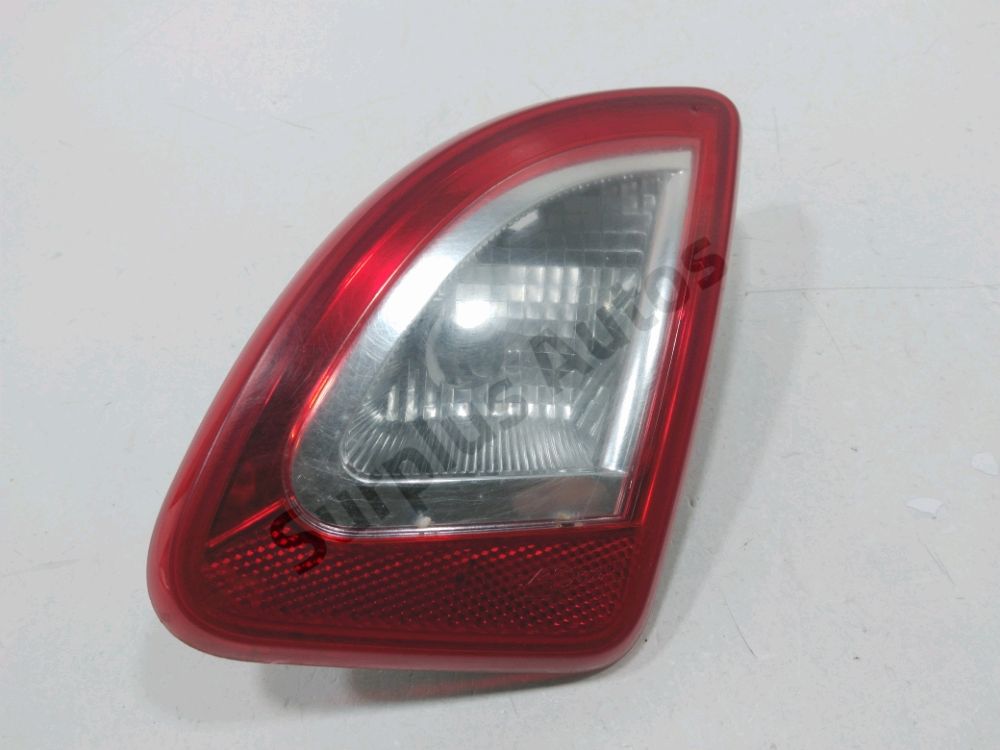 Feu arrière intérieur droit