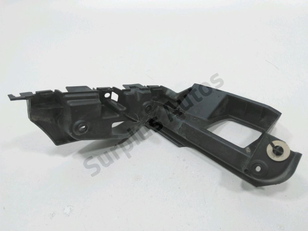 Support droit de pare-choc arrière