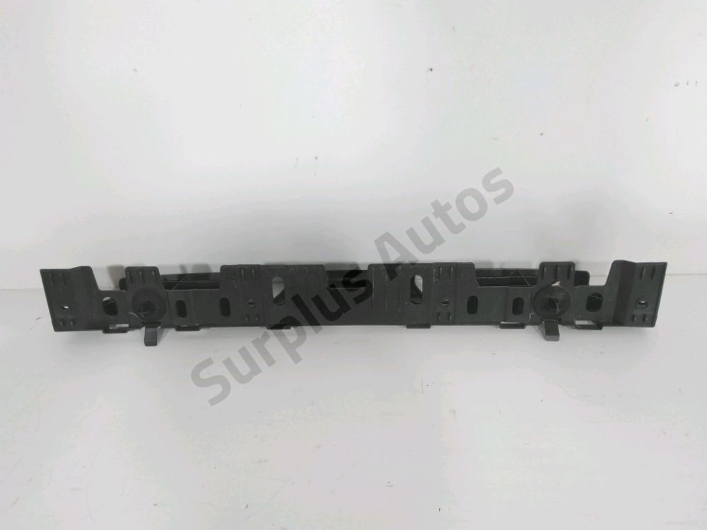 Support central de pare-choc arrière