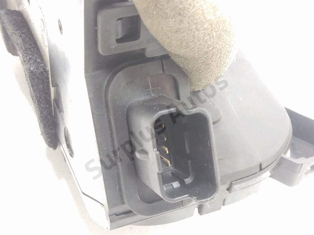 Serrure de porte avant gauche