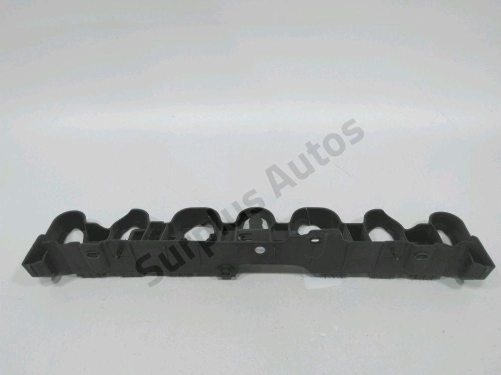 Support central de pare-choc arrière