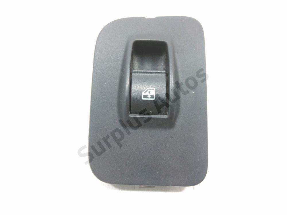 Commande leve-vitre avant droit