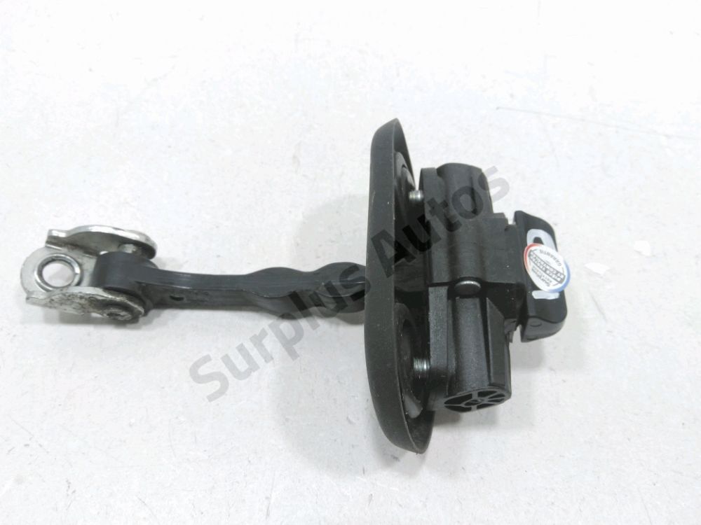 Tirant de porte avant droit