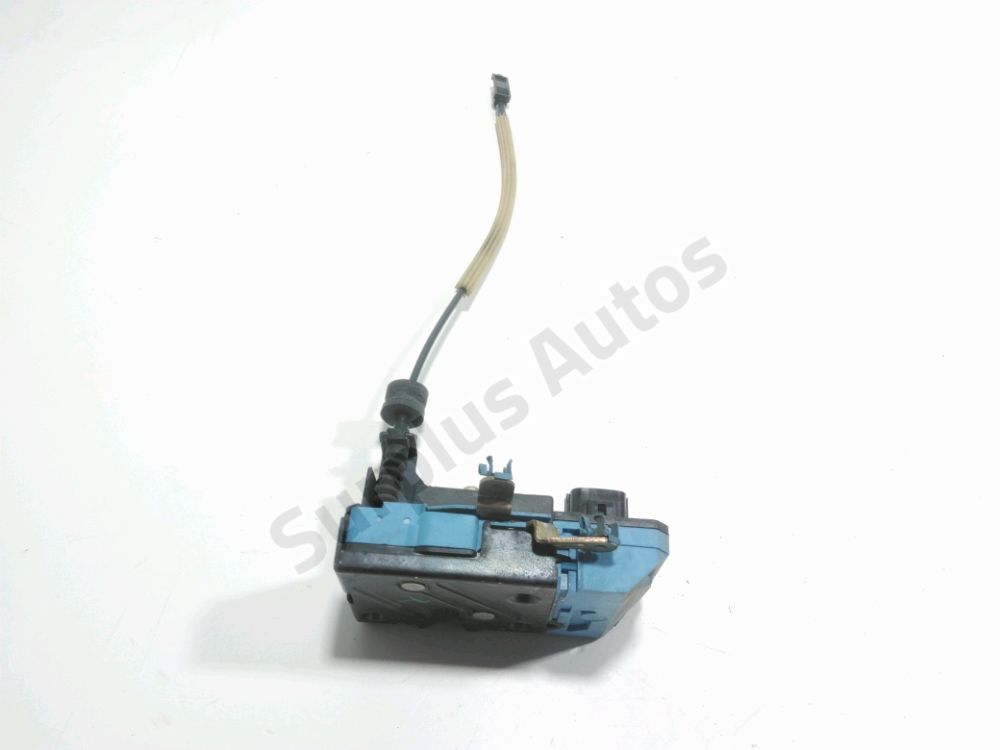 Serrure de porte avant gauche