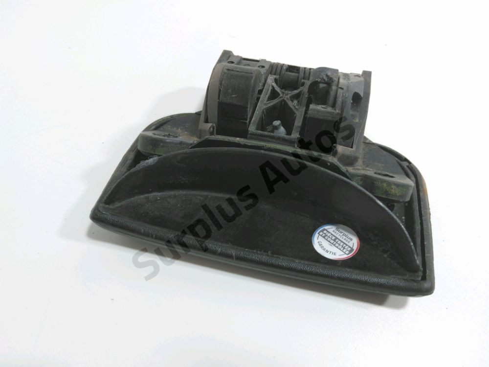 Poignee exterieure avant gauche