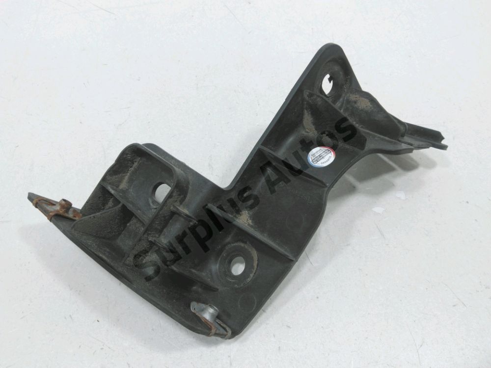 Support gauche de pare-choc arriere