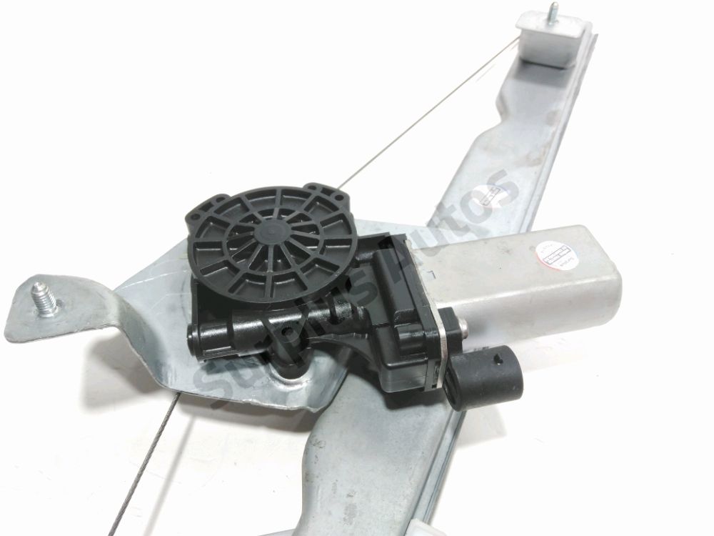 Lève-vitre électrique avant droit