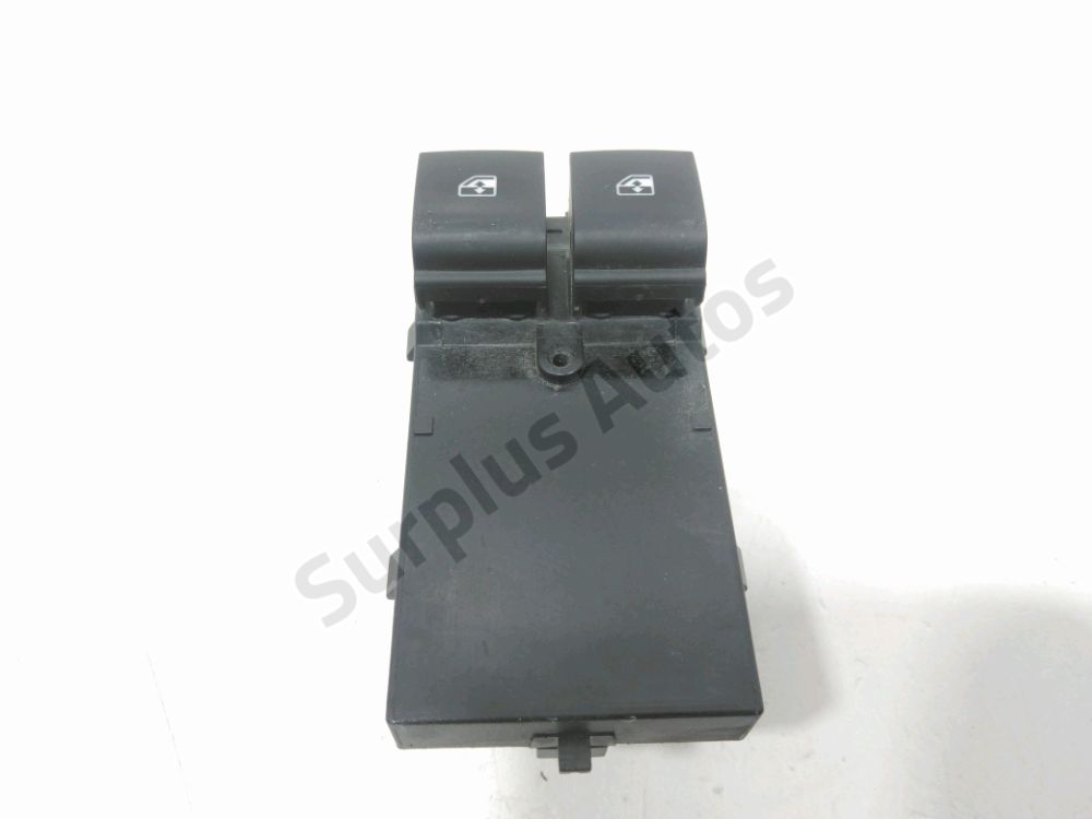 Commande leve-vitre avant gauche