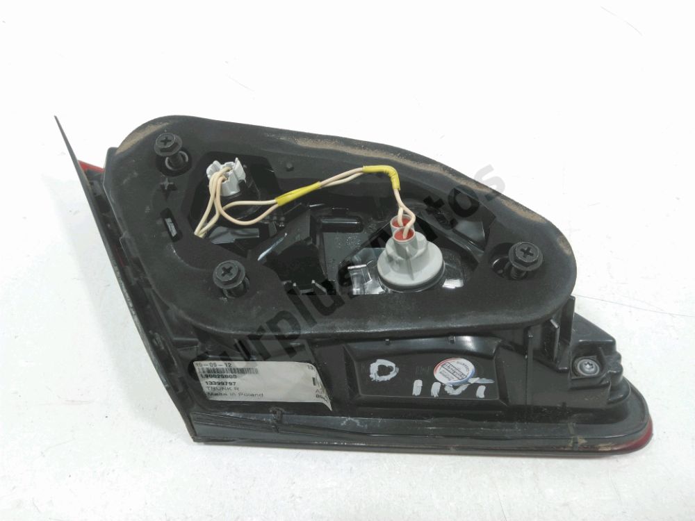 Feu arrière intérieur droit