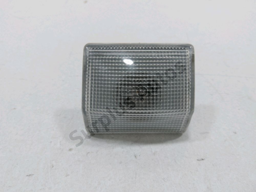 Répétiteur d'aile droit