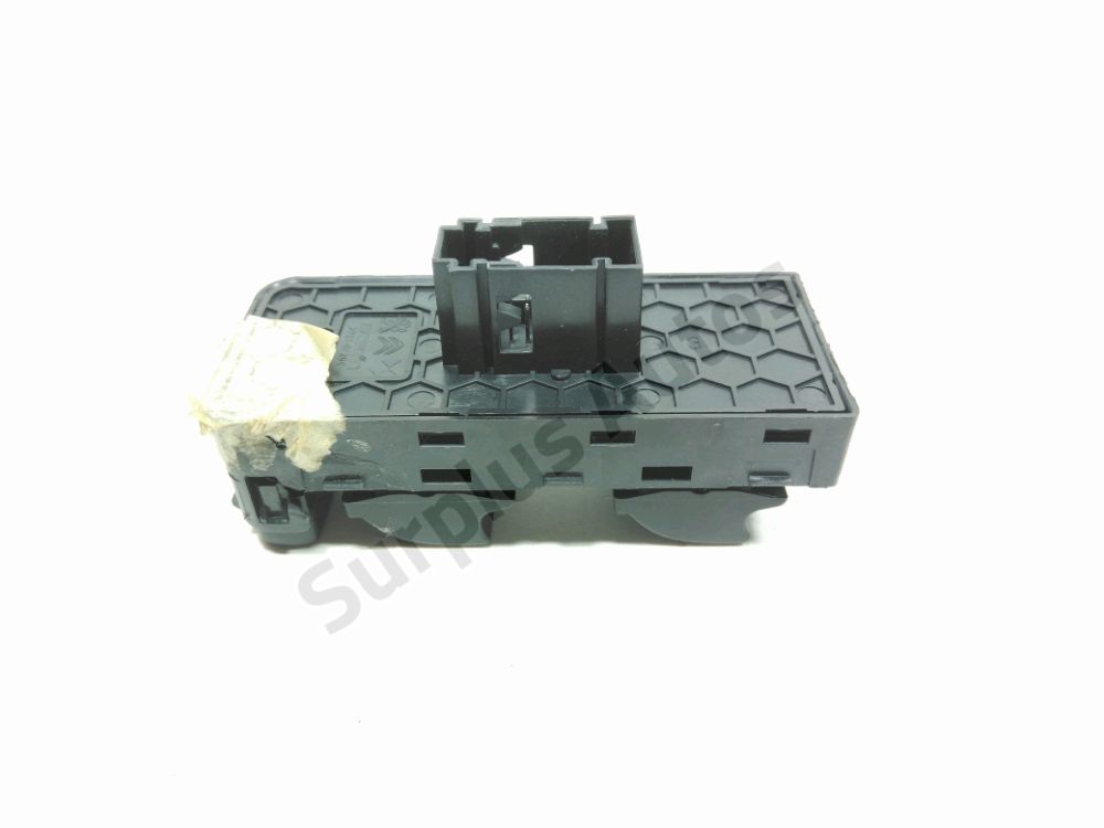 Commande lève-vitre avant gauche