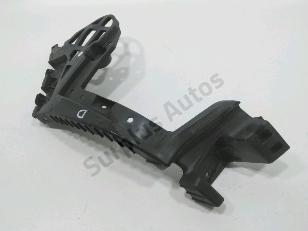 Support droit de pare-choc arrière