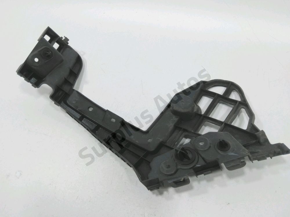 Support droit de pare-choc arrière