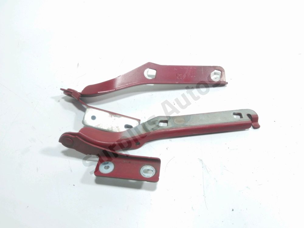 Jeu de charnières de capot