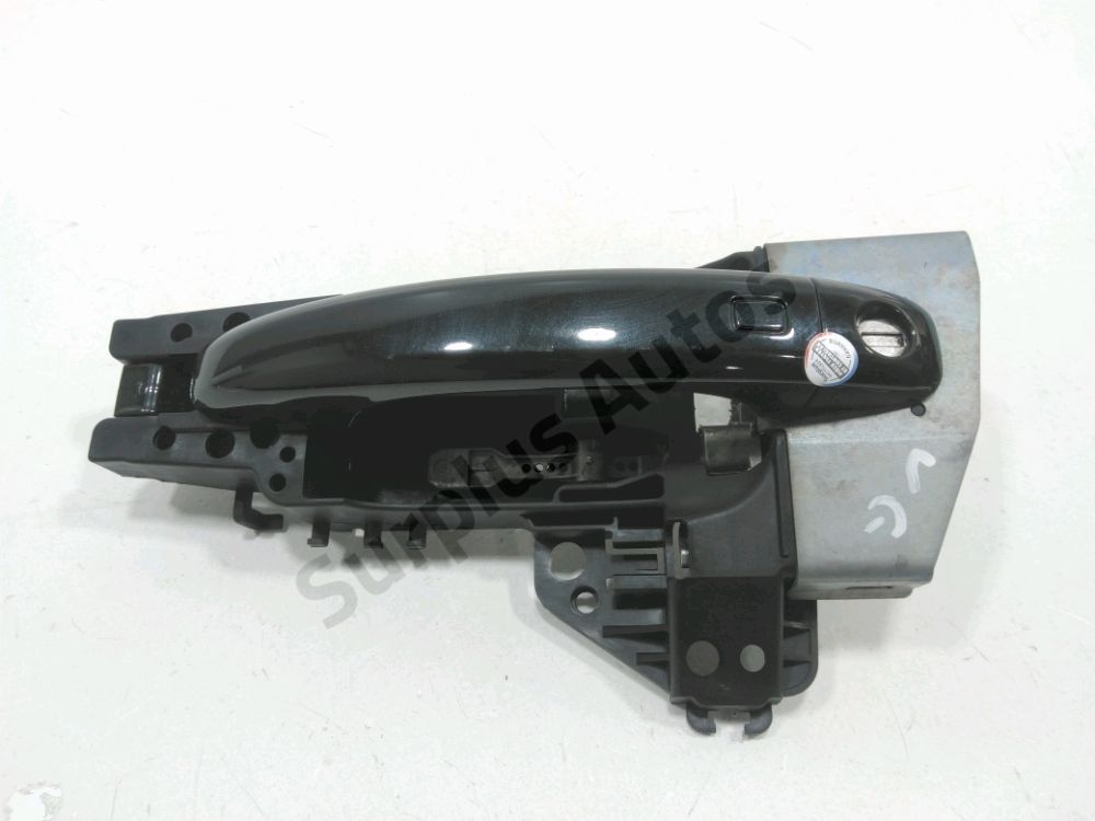 Poignée extérieure avant gauche