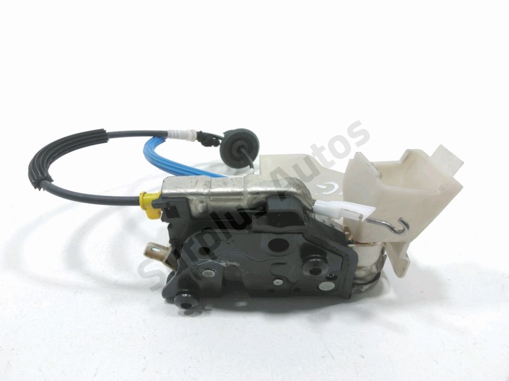 Serrure de porte avant gauche