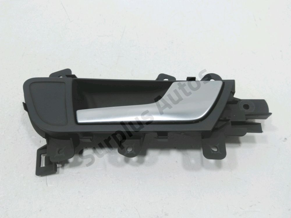 Poignée intérieure porte arrière droite