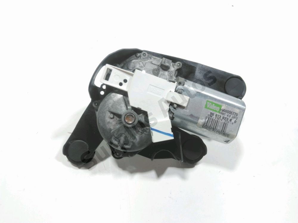 Moteur d'essuie glace arrière