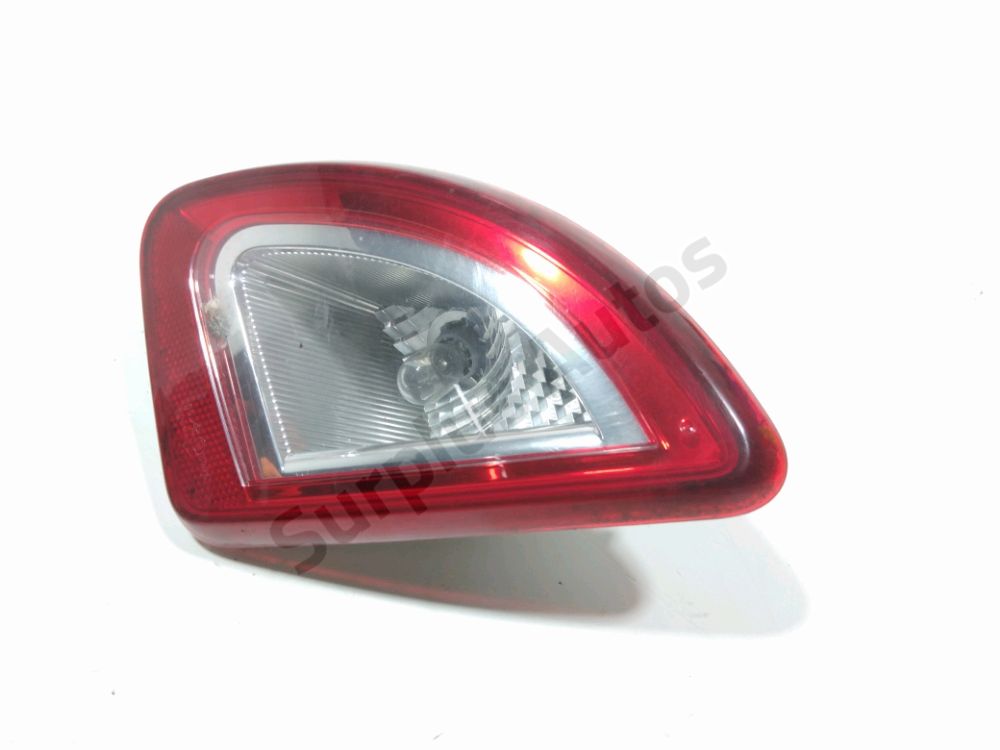 Feu arrière intérieur droit