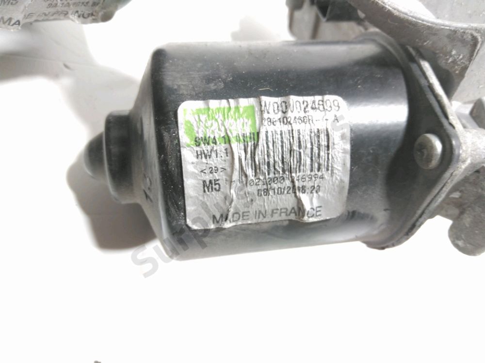 Mécanisme + moteur d'essuie glace avant