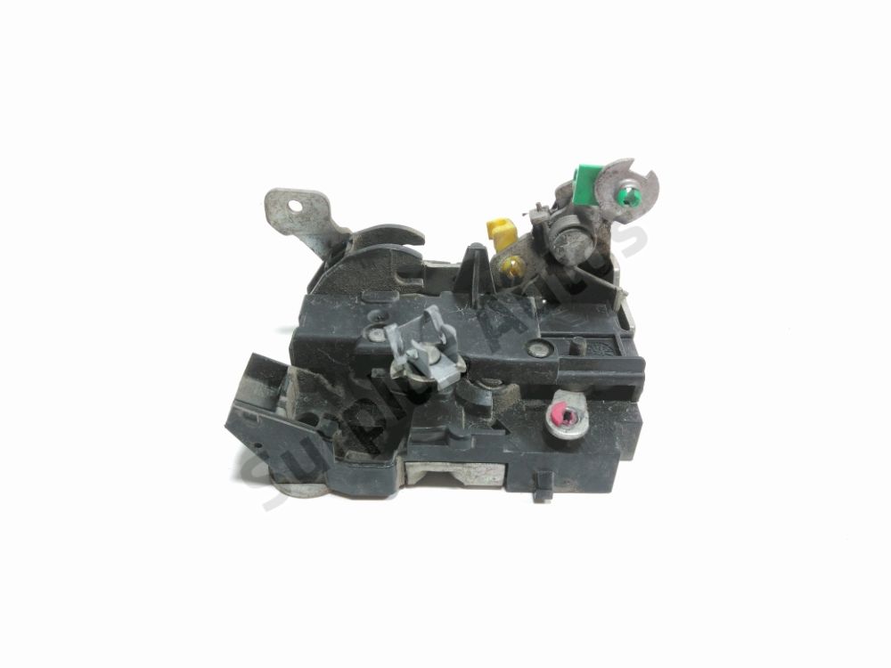 Serrure de porte avant gauche