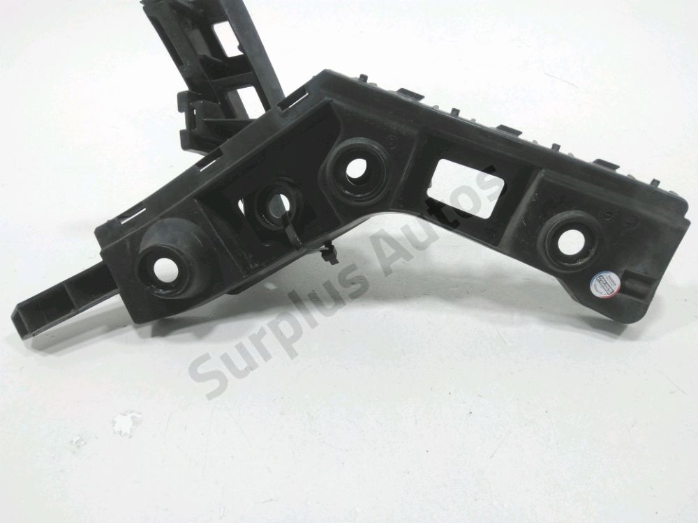 Support gauche de pare-choc arrière